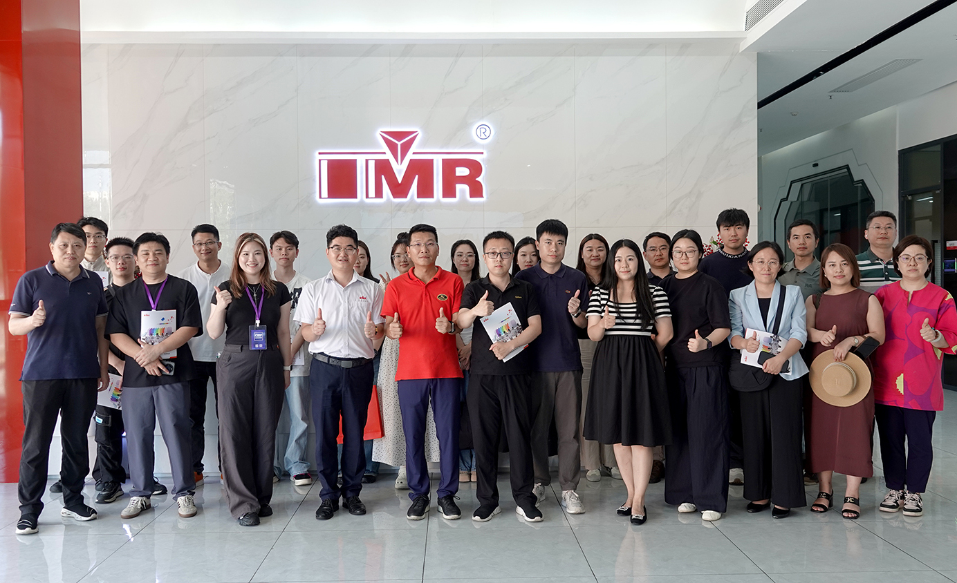 CMF Design Workshop Visits Our Company for In-Depth Exchange, Exploring the Beauty of Smart Surface 